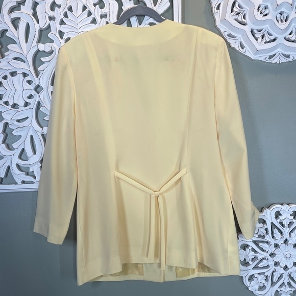 Russ Petite Lemon Yellow Size 12 Tie at Back V Neck - Picture 5 of 8